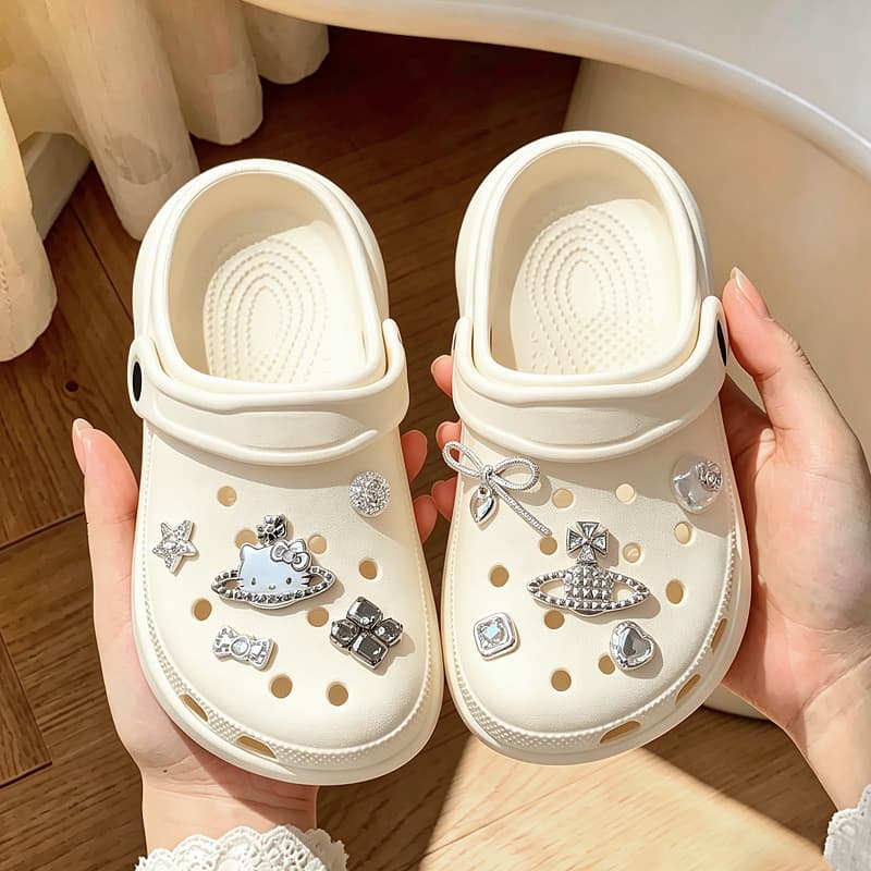 Crianças chinelos infantis meninas buraco sapatos verão antiderrapante Baotou sapatos de praia moda médio grande criança