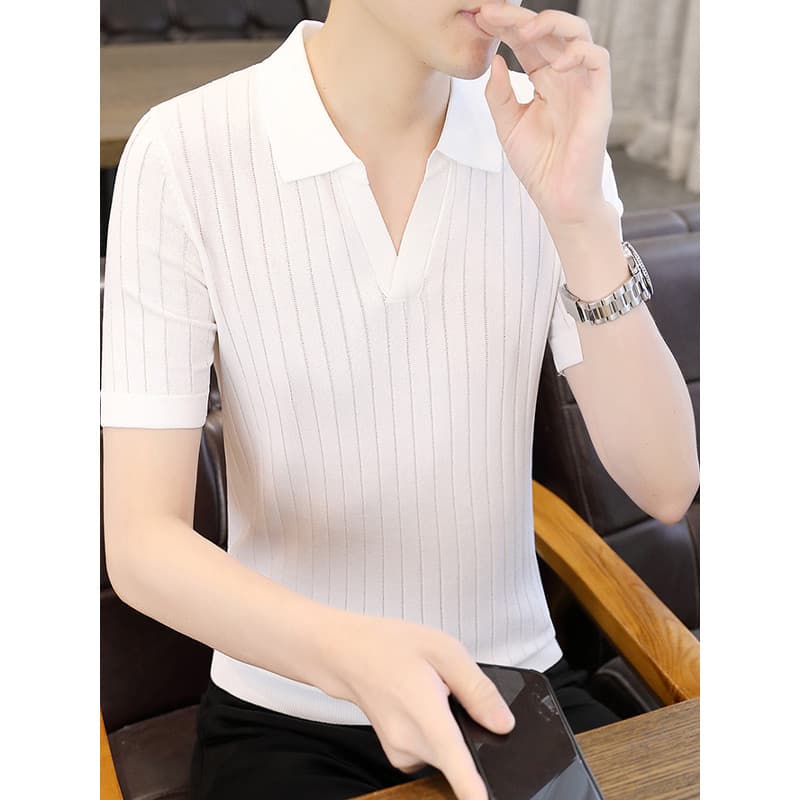 2026 verão novo estilo masculino com decote em V malha de seda gelo manga curta camiseta versão coreana magro-ajuste cor