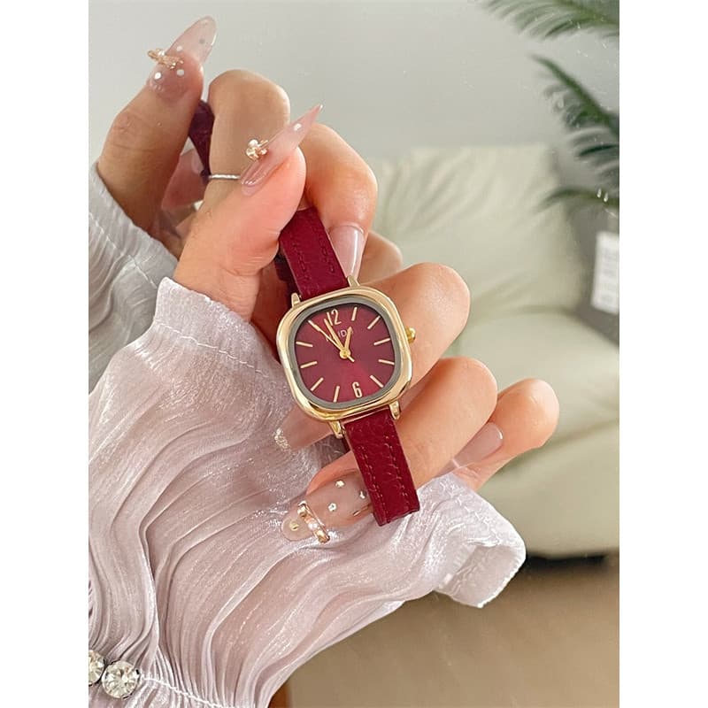 relogio feminino luxo relogio feminino pequeno delicado 2026 Ano do Cavalo Benming Ano Relógio Feminino Luz Luxo Nicho E