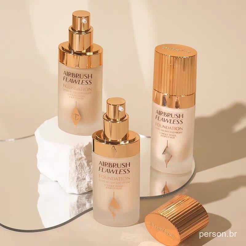 Charlotte Tilbury Base CT Soft Focus Beauty Ultra-Blurring Nutritiva para a Pele Matte Red Carpet 30g