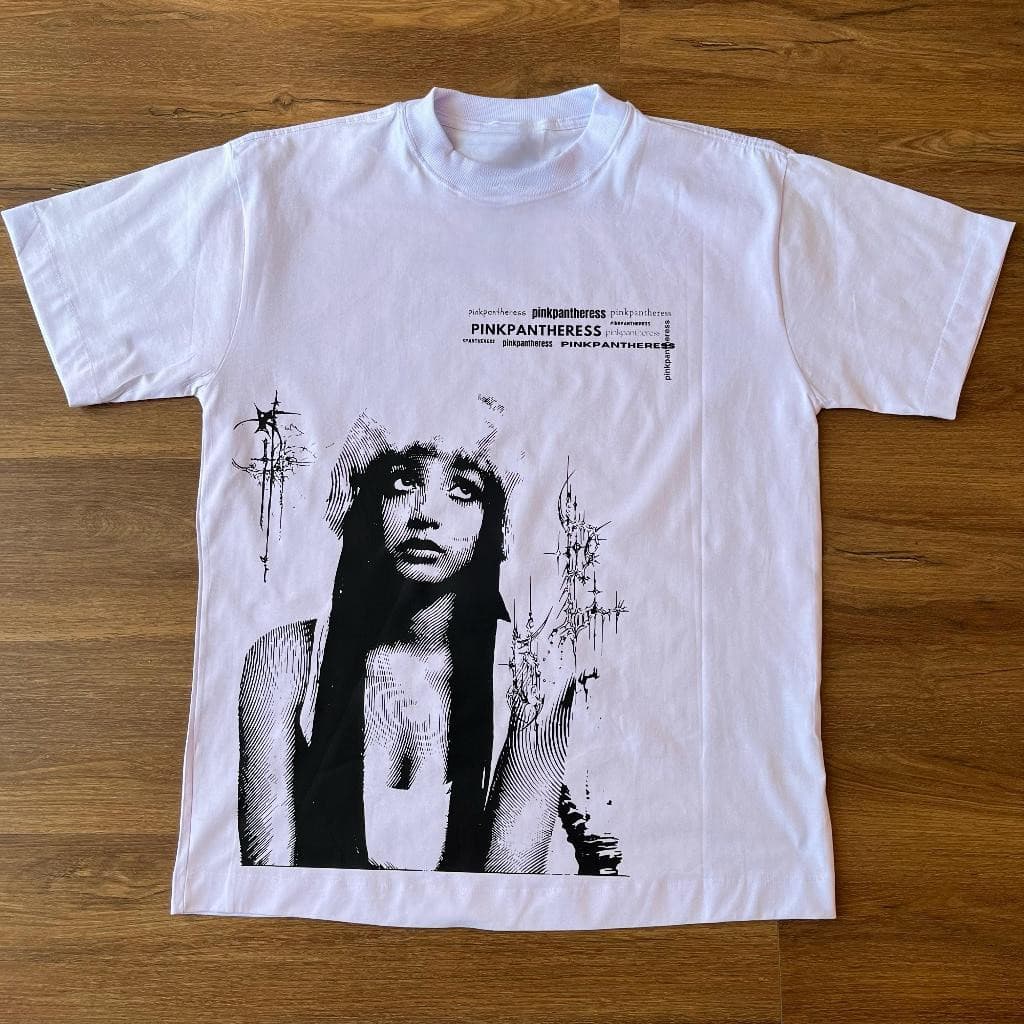 [Camiseta Premium em Algodão Puro]SISI Camiseta Unissex Oversized Pinkpantheress alta qualidade y2k 2 Plus Size Unissex