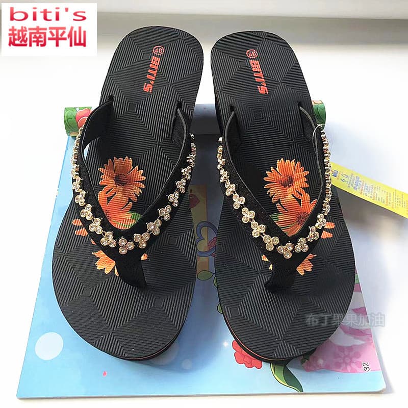 Vietnam Pingxian moda salto médio verão Flip-Flops feminino salto cunha exterior usar sola grossa juventude salto cunha