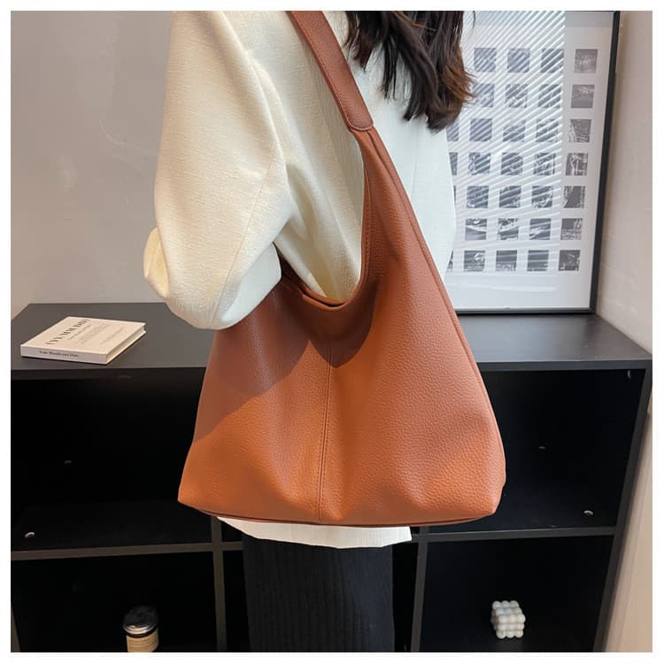 Bolsa feminina de grande capacidade 2026 novo estilo verão High-End nicho classe Commuter saco All-Match bolsa de ombro