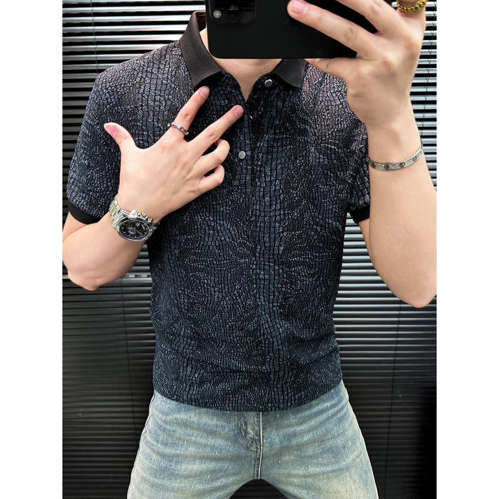 Camisa Polo masculina de luxo leve estilo dinheiro antigo 2026 verão padrão escuro estampado de manga curta produtos eur
