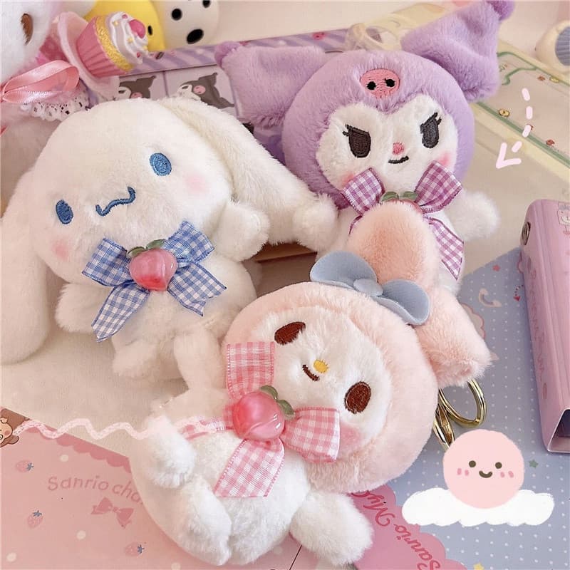 Brinquedo de Pelúcia Fofo Sanrio, Boneca de Pelúcia Kuromi, Hello Kitty, My Melody, Acessórios Coca-Cola, Boneca para De