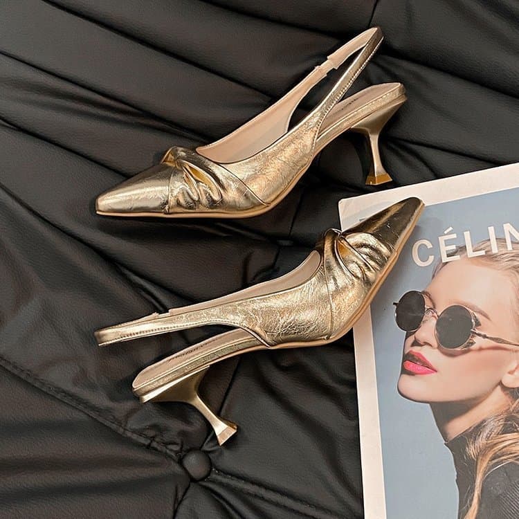 Elegantes sandálias femininas de bico fino estilo francês com salto fino, modelo novo de 2026, design com laço, adequada