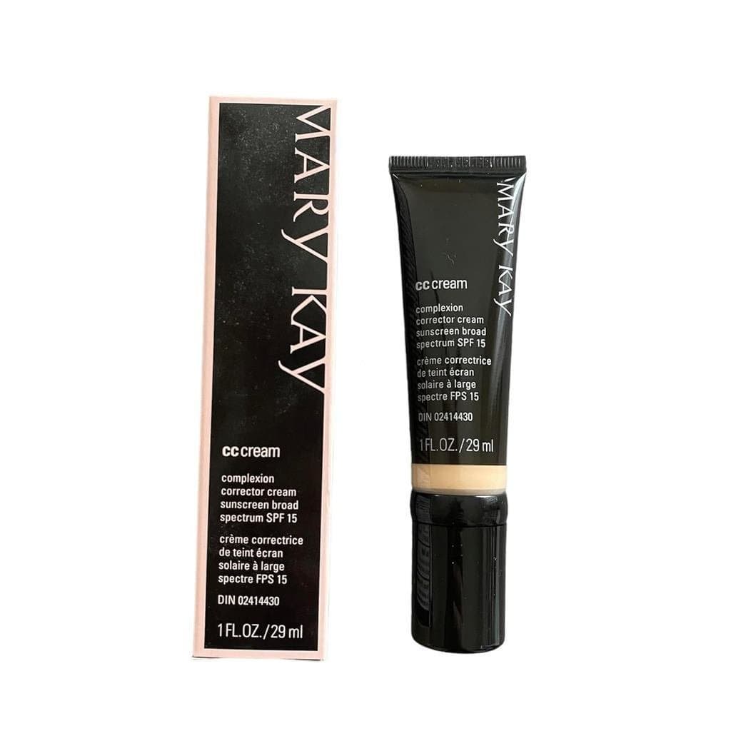 O CC Cream da Mary Kay é muito leve - 1 fl oz, com FPS 15, adequado para uso em todo o corpo, hidratante anti-envelhecim