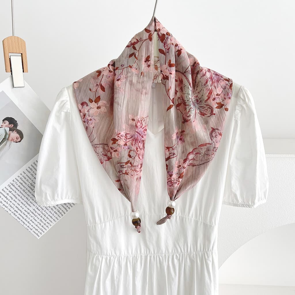 Novo estilo planta fresca flor triângulo lenço de seda feminino verão estilo fino All-Match protetor solar pescoço cache