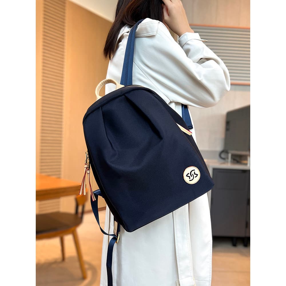 Mochila de lona à prova d'água feminina 2026 novo estilo Casual leve All-Match mochila Oxford grande capacidade bolsa de
