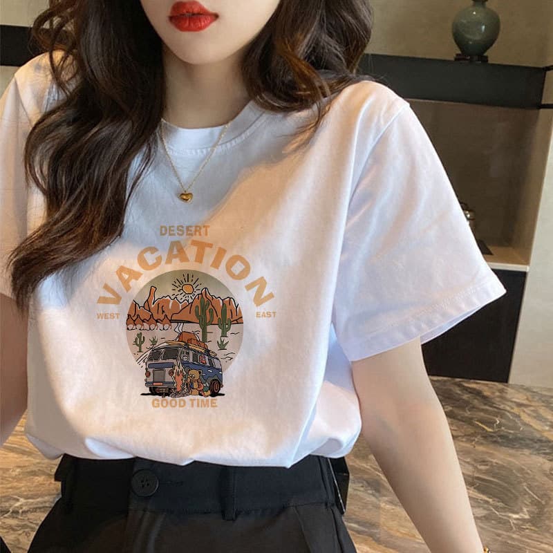 Camiseta feminina de manga curta com gola redonda de verão