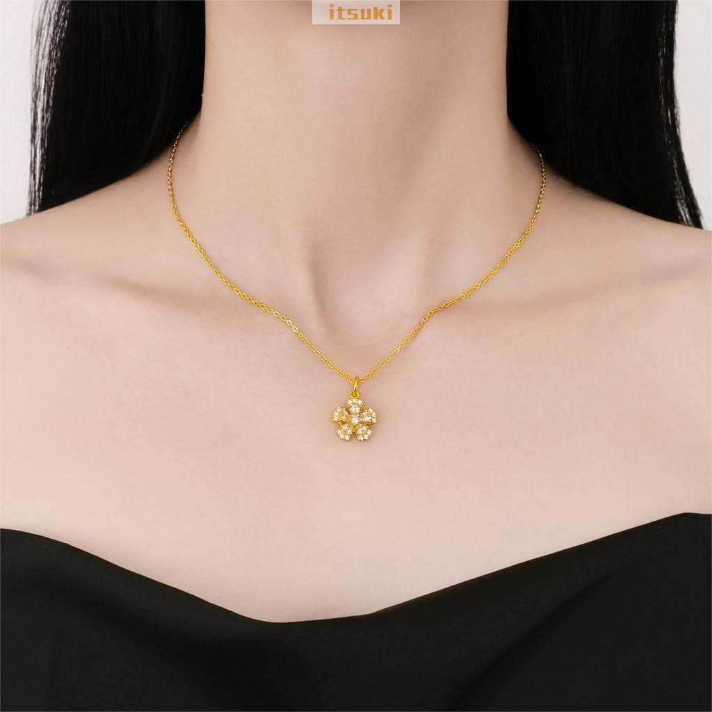 Colar Com Pingente De Flor De Ameixa De Floco De Neve De Zircônio Em Ouro 18K Para Mulheres-Presente De Natal Hipoalergê