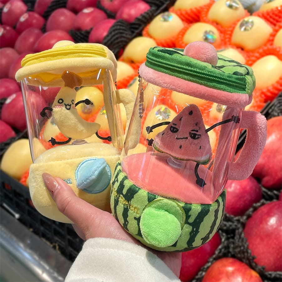Venda quente influenciador Tanaka frutas espremedor boneca diversão cordão rotativo brinquedo de pelúcia criativo boneca