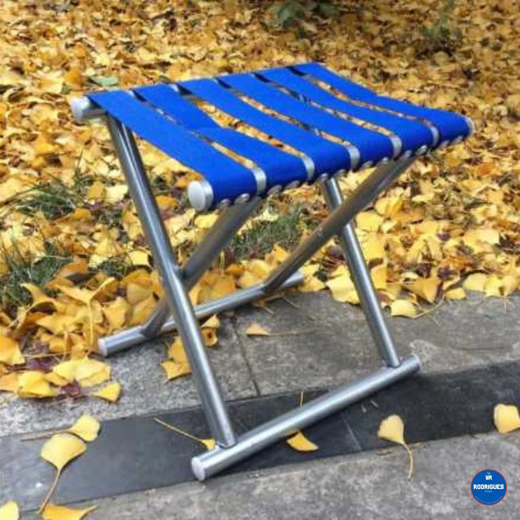 Banqueta Dobravel Pesca Camping  Ferro Galvanizado Azul Reforçada 100kg Oferta