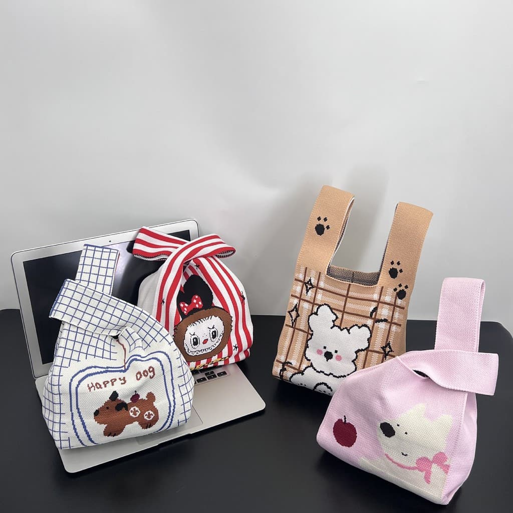 Bolsa de malha feminina estilo coreano, bolsa em formato de coração, nova bolsa transversal de nicho da moda para a prim