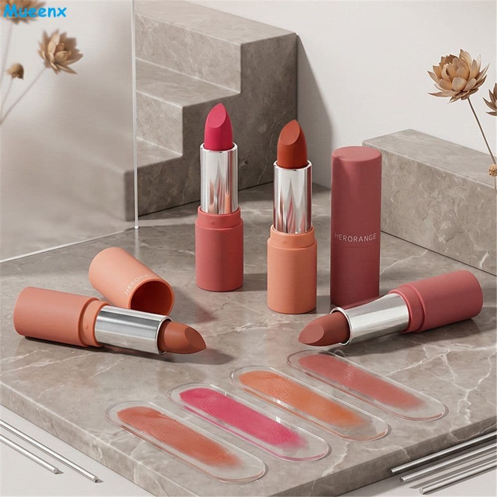 Batom Iluminador com Acabamento Natural e Matte Suave para Lábios - Brilho Labial Natural e Suave - Ideal para
