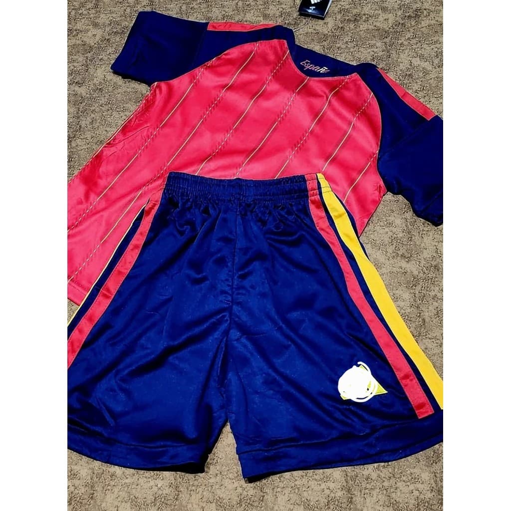 Conjunto infantil Espanh@ Consulte disponibilidade!antes de comprar!