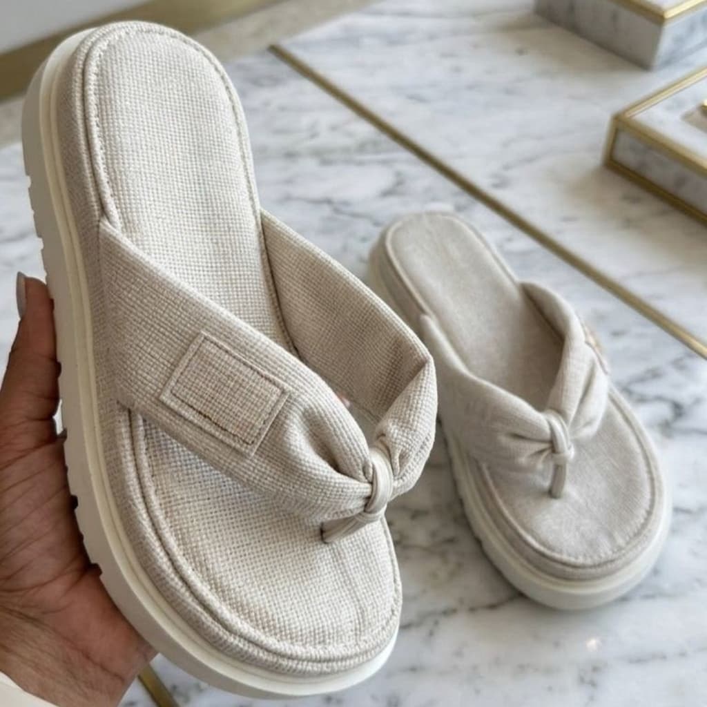 Chinelo Feminino Dedo Tira Laço Solado Grosso Plataforma Confortável