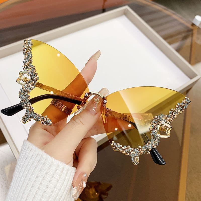 Cheio de diamante brilhante óculos de sol feminino novo estilo grande quadro diamante borboleta moda rosto redondo foto