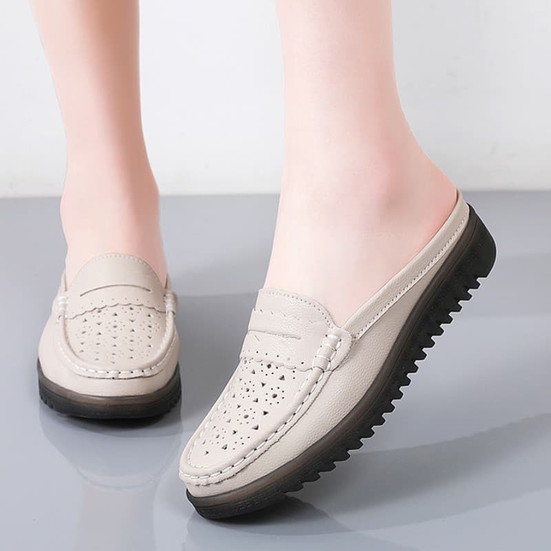 Mocassins Femininos com Recortes, Sola Macia, para Uso Casual ao Ar Livre