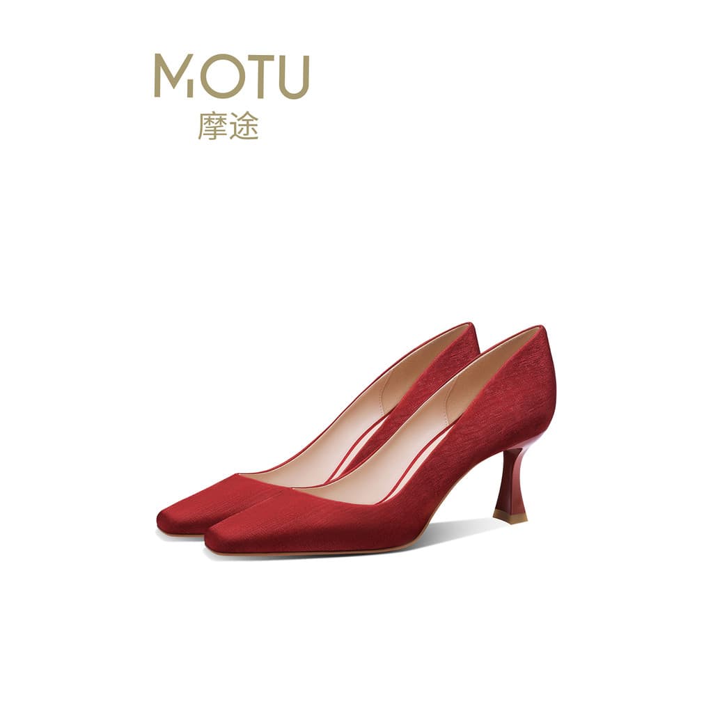 Vermelho cetim casamento Xiuhe sapatos de casamento feminino diário Wearable brinde salto alto casamento chinês Cheongsa
