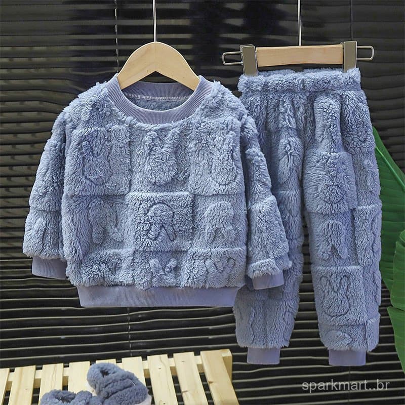 Pijama Infantil De Flanela Para Manter O Calor