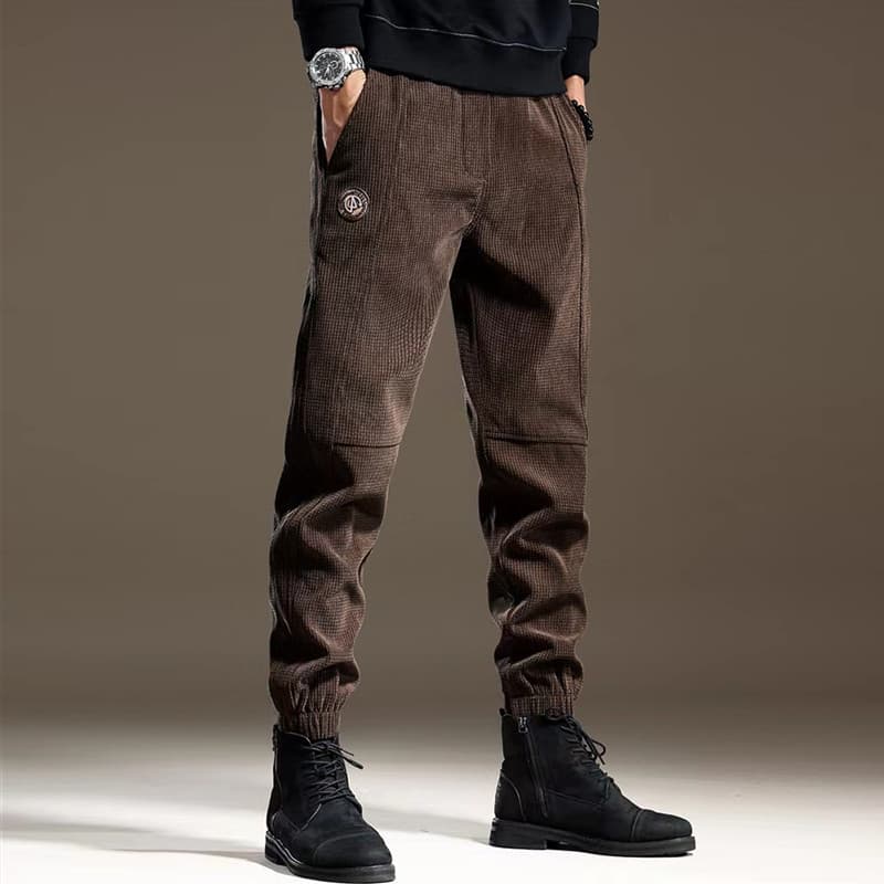 2026 outono inverno calças casuais dos homens Street Wear solto Leggings calças de veludo forro de lã engrossado calças