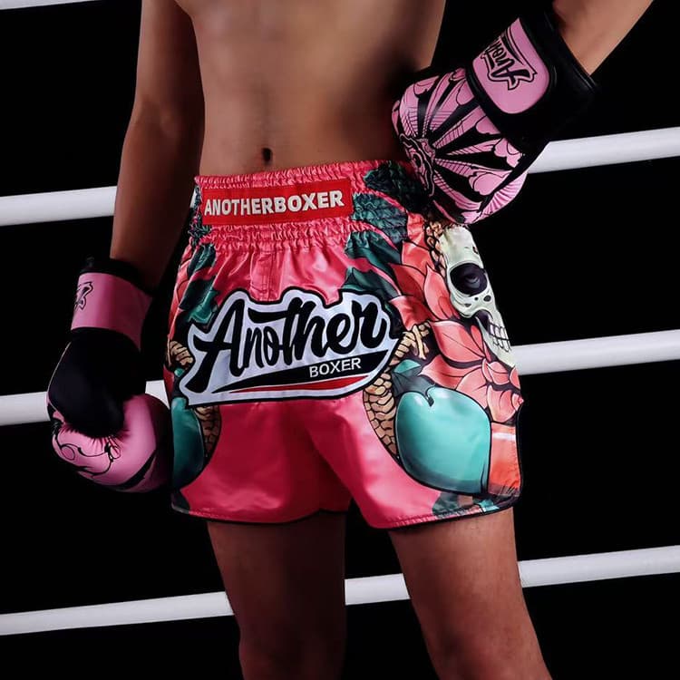 Calções de boxe com estampa de caveira, calças de treino para Muay Thai e artes marciais mistas