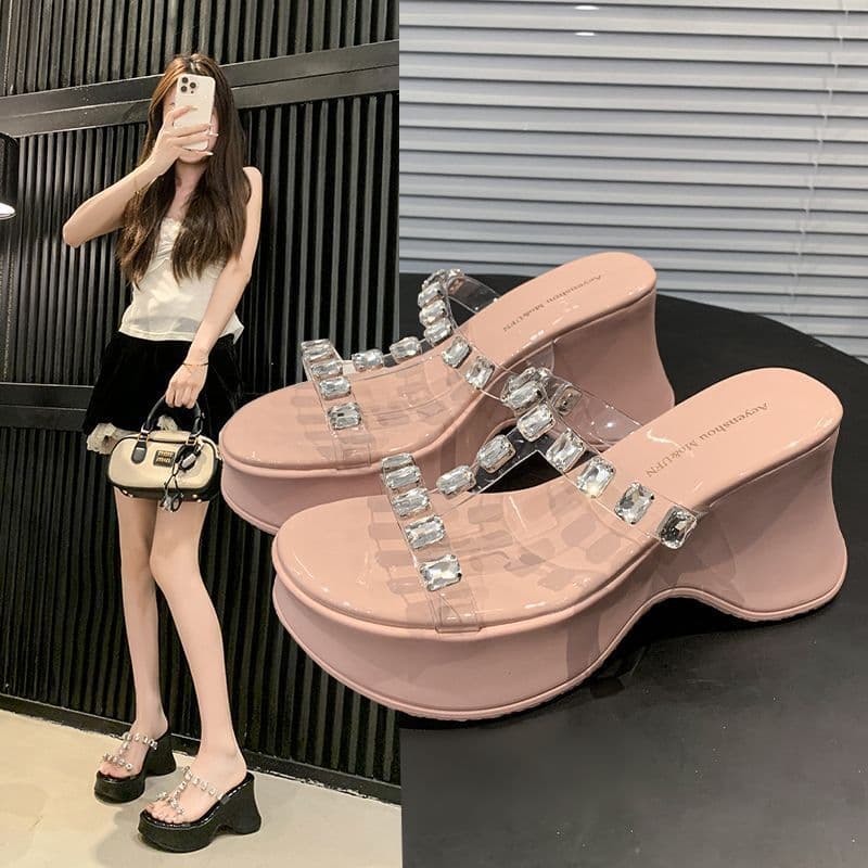 Lindos chinelos de strass femininos verão exterior Wear 2025 novo estilo versão coreana moda All-Match chinelos casuais