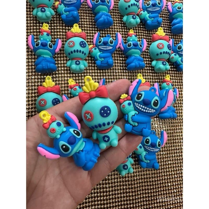 Pingentes de Borracha 3D Stitch e Xepa 50mm - 3 peças