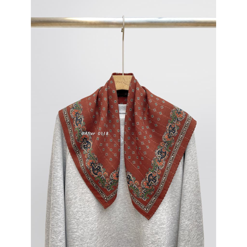 Depois [Flor de caju clássica] duas cores retrô lã branca fio dourado e prateado lenço quadrado chinês lenço de seda xal