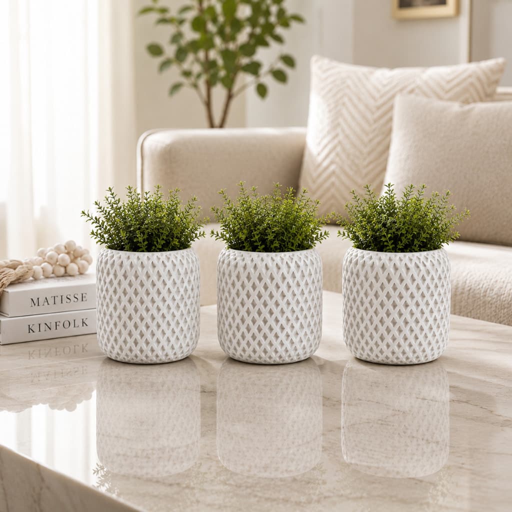 Kit 3 Vasos Decorativos Formato Origame Gesso Branco  Decoração Moderna e Elegante