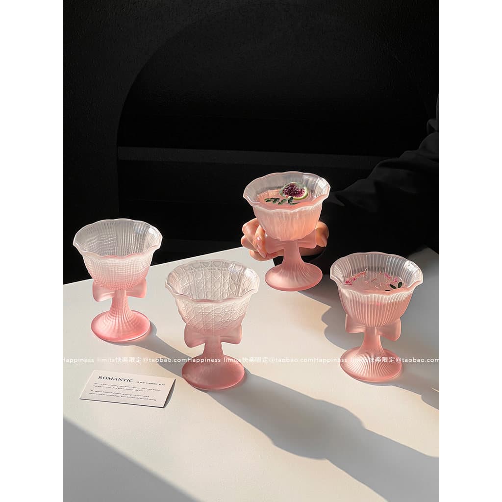 Taça de Vidro Rosa Médio com Laço e Fosco | Taça de Vinho, Espumante e Coquetel Elegante para Festas e Decoração