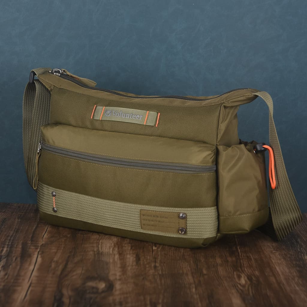 26 novo estilo bolsa de lona de grande capacidade bolsa mensageiro masculina viagem ao ar livre diário Commuter computad