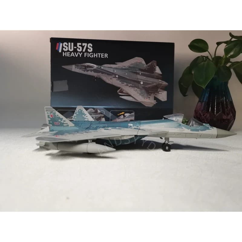FZ Diecast ABS 1/100 Escala Russo Su 57 SU57 Avião De Combate Modelo-57 Brinquedo Para Coleção Crianças Romance Brinqued
