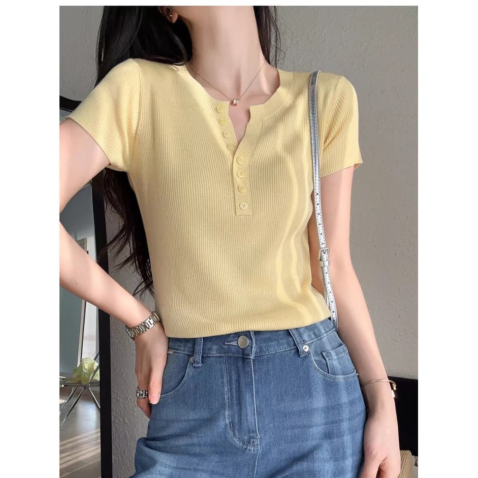Francês creme amarelo meio botão com decote em V manga curta camiseta feminina 2025 primavera verão fino ajuste estilo o