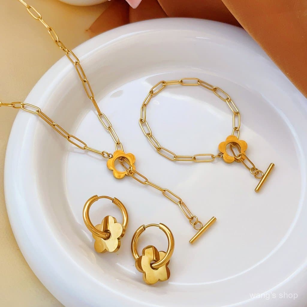 Conjunto de joias estilo Ins com colar de corrente grossa dourada inalterável e pulseira simples, com fecho OT geométric