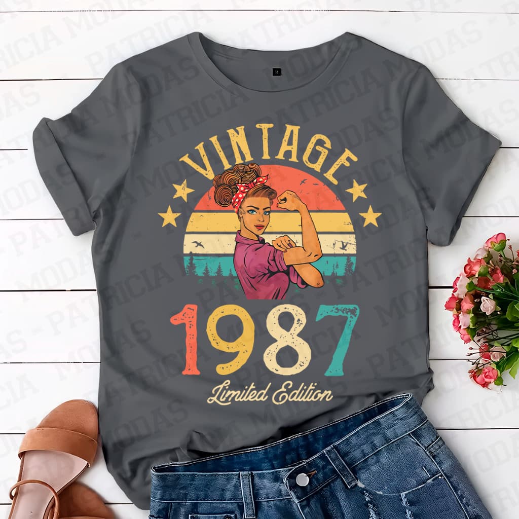 Camiseta, 100% Algodão, Estampa Vintage, Mulher Forte, 1991 1987 1989 1984 1981 1987 1985 P ao GG/