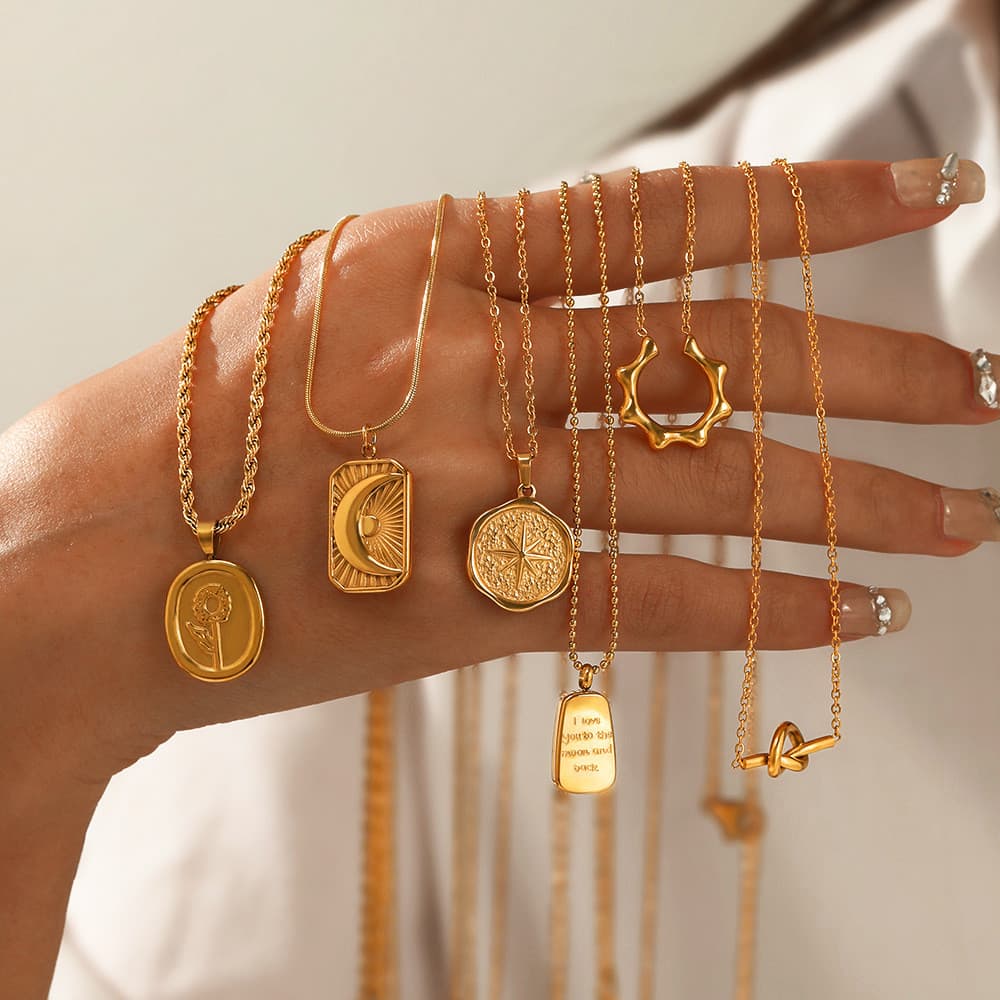 Colar vintage estilo francês com estrela e lua entrelaçadas em aço inoxidável, pingente de metal trançado personalizado
