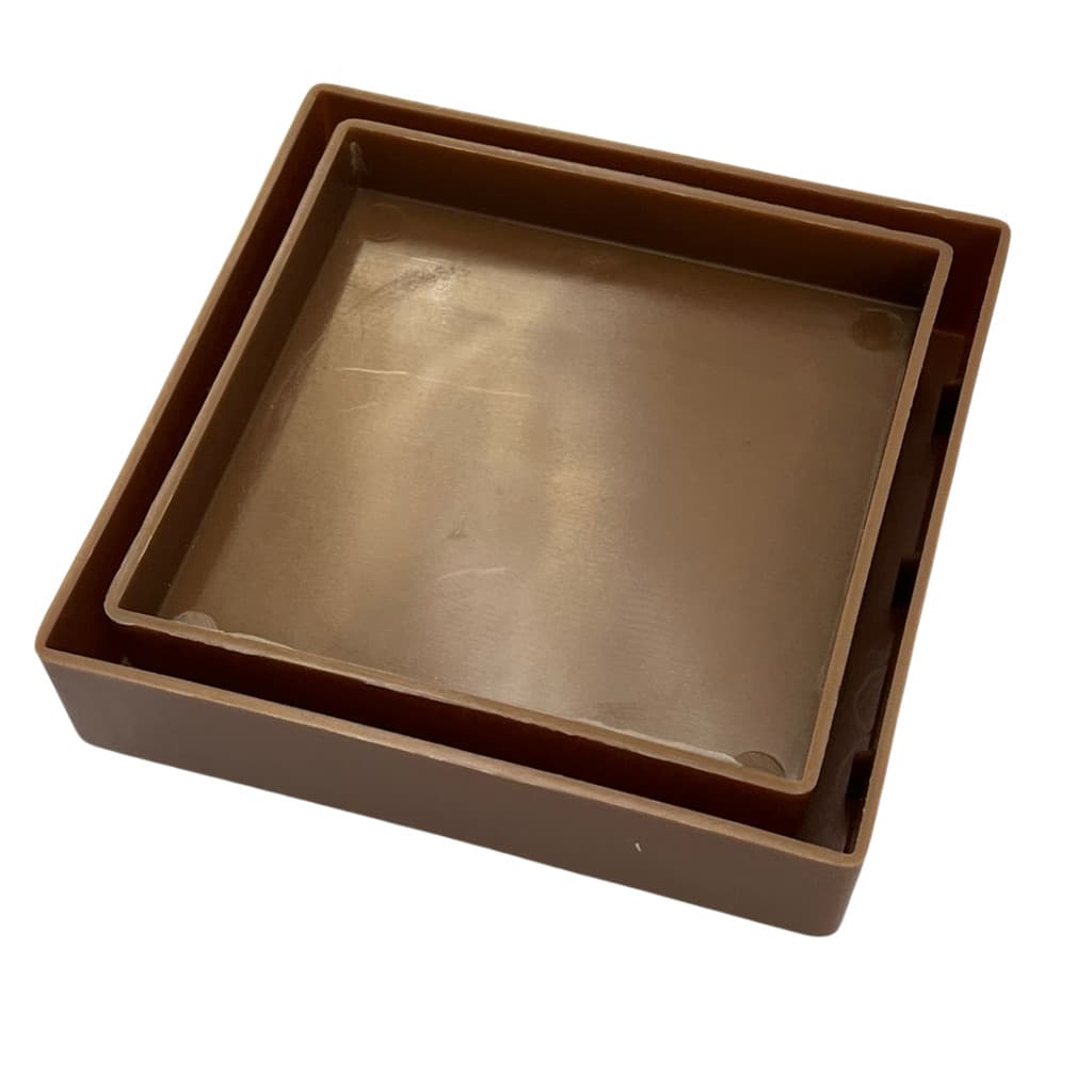 RALO INVISIVEL OCULTO 10x10cm 6 CORES EM ABS PARA PISO MARROM