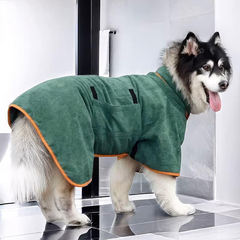 O Novo Roupão Para Animais De Estimação É Projetado Embrulhar Todo Corpo De Cães Grandes E Absorver Água , Secar Rapidam