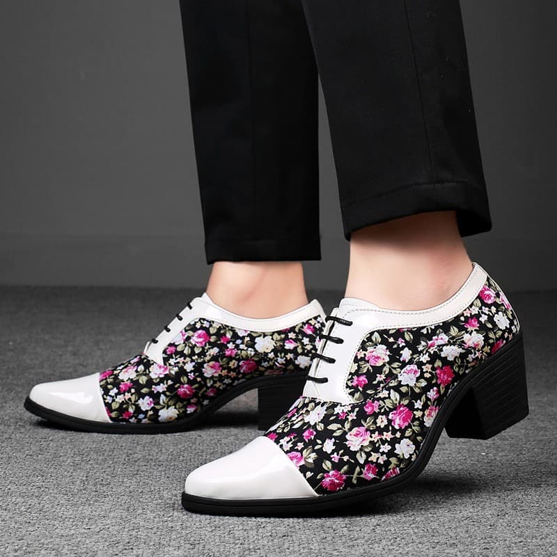 Estilista de cabelo Boate Aumentando Sapatos de Couro Dedo Apontado Versão Coreana Britânica Sapatos Masculinos de Salto