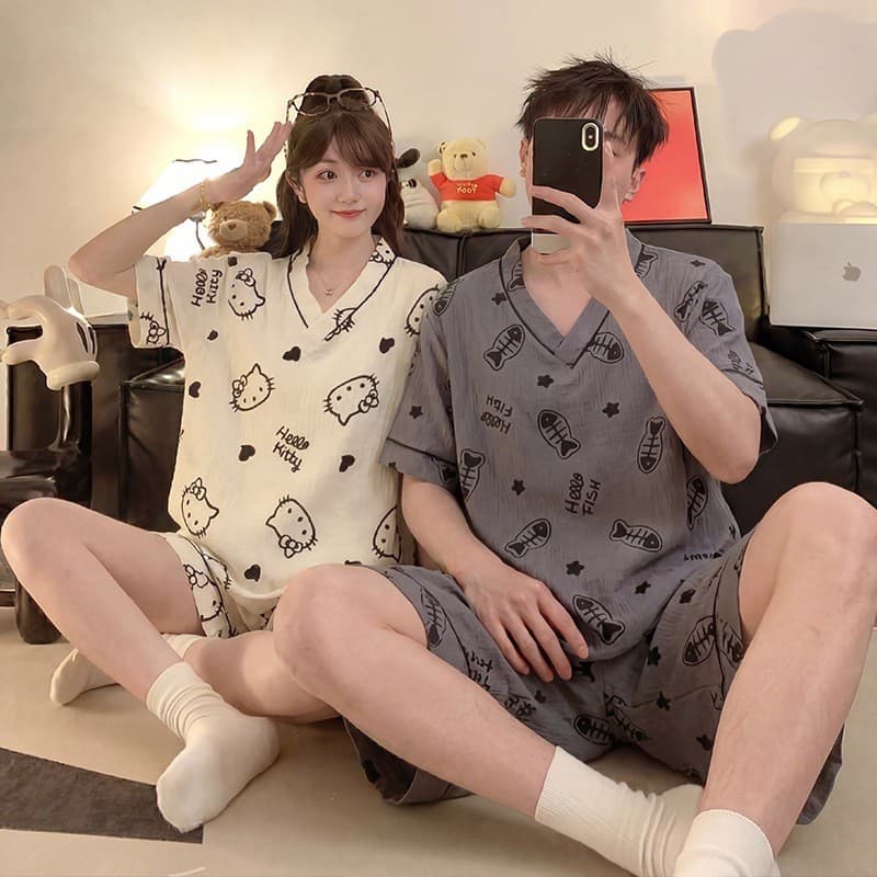Bonito KT nuvem algodão casal pijamas verão com decote em V pulôver Shorts de manga curta das mulheres dos homens podem