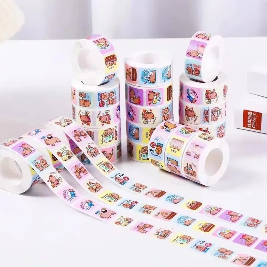 Rolinho c/ 500 Adesivos Capivara Rolo 15 Modelos Desenhos Papelaria Fofa Divertida Kawaii