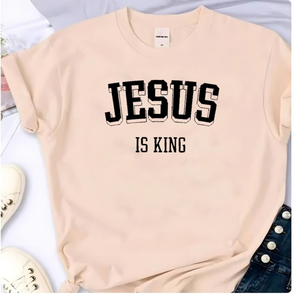 T-shirt Blusa Linda Jesus Is King Fé Camiseta Feminina Camisa