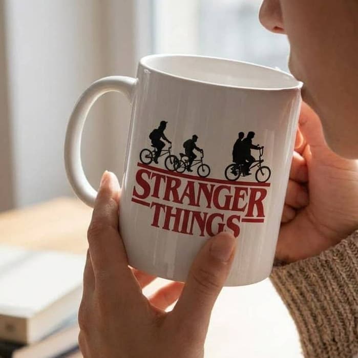 Caneca Stranger Things Ceramica Estampada 325ML