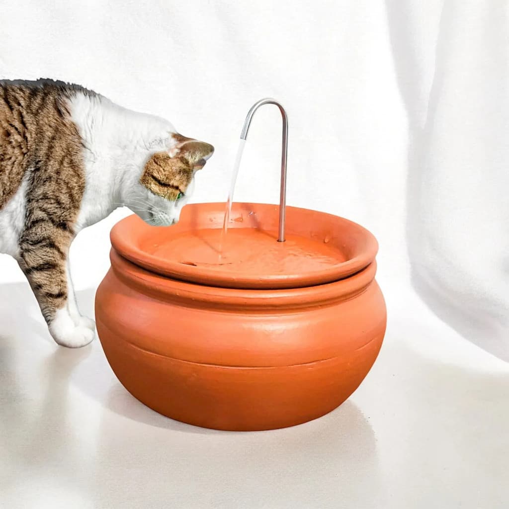Bebedouro Fonte de Água para Gatos 3L em Resina com Bomba Pet