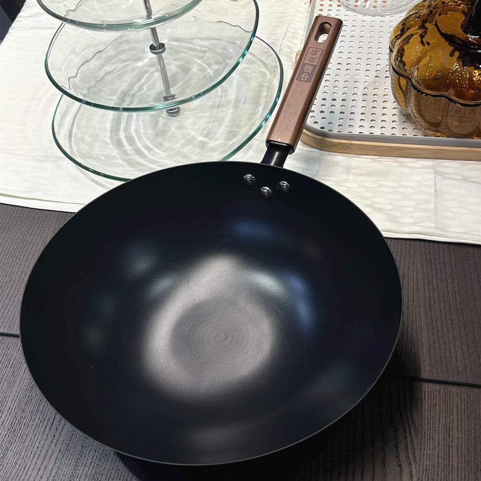 Zhongkang panela de ferro Wok não revestida de grau I antiaderente panela de ferro fino doméstico panela de indução anti