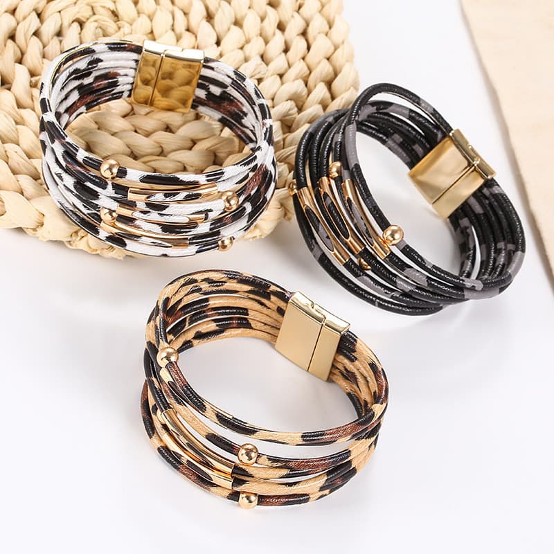 Pulseira de couro com fecho magnético e estampa de leopardo em liga, popular na Europa e América, pulseira de couro com