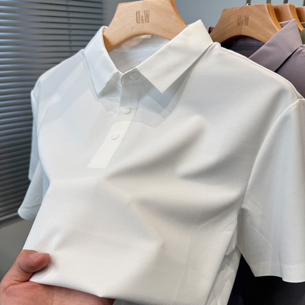 Camisa polo masculina de manga curta de seda gelo verão estilo fino All-Match cor sólida camisa polo masculina meia mang