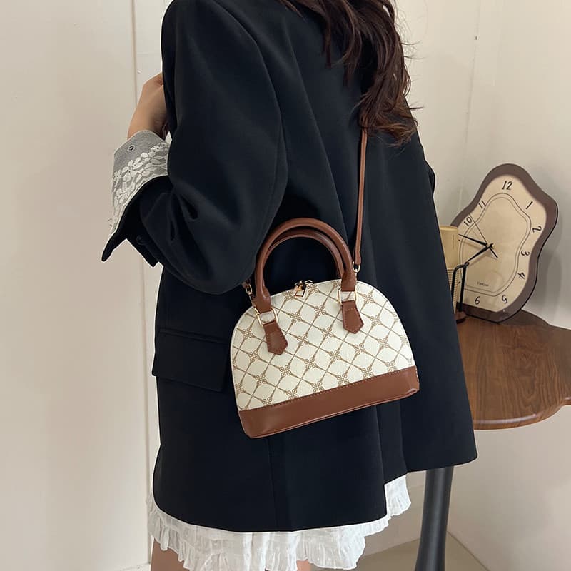 Senhoras sacos 2026 novo estilo na moda High-End textura moda menina concha bolsa pequena saco do mensageiro de um ombro